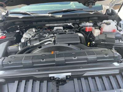 2025 GMC Sierra 3500HD — photo 10 view