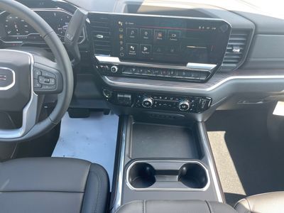 2025 GMC Sierra 3500HD — photo 15 view