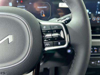 2026 Kia Carnival — photo 18 view