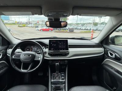 2022 Jeep Compass - Photo 27