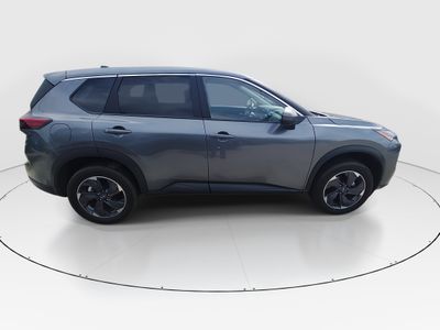 2025 Nissan Rogue - Photo 8