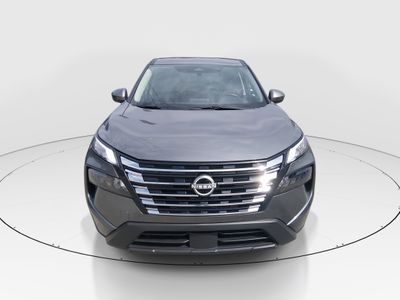 2025 Nissan Rogue - Photo 2