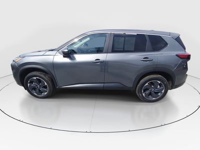 2025 Nissan Rogue - Photo 4