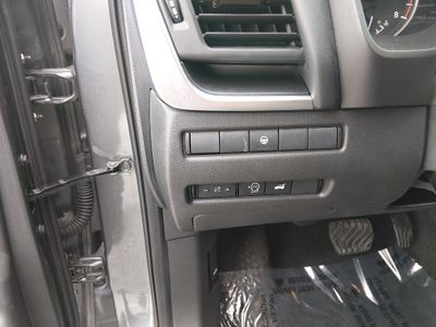 2025 Nissan Rogue - Photo 13