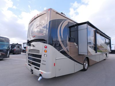 2016 Winnebago Solei - Photo 4