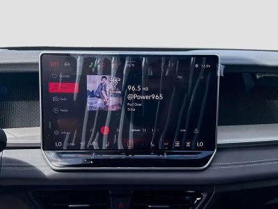 2026 Volkswagen Tiguan — photo 12 view