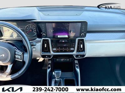 2023 Kia Sorento — photo 18 view