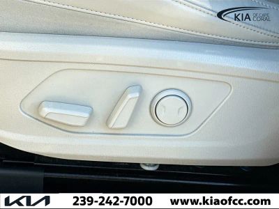 2023 Kia Sorento — photo 24 view