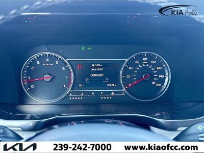 2023 Kia Sorento — photo 40 view