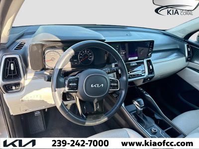 2023 Kia Sorento — photo 25 view