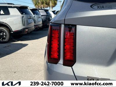2023 Kia Sorento — photo 9 view