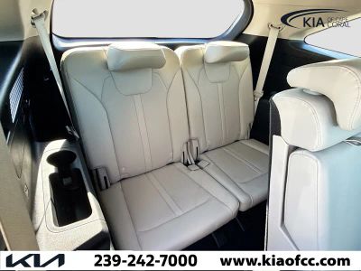 2023 Kia Sorento — photo 19 view