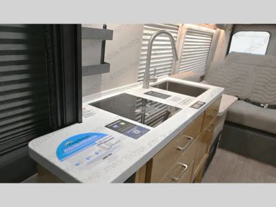 2025 Coachmen RV Beyond - Photo 4