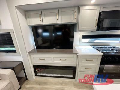 2026 Brinkley Model Z - Photo 21