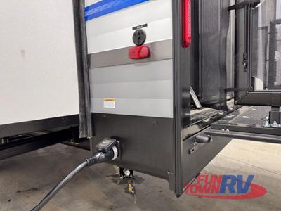 2025 Forest River RV Salem FSX - Photo 13
