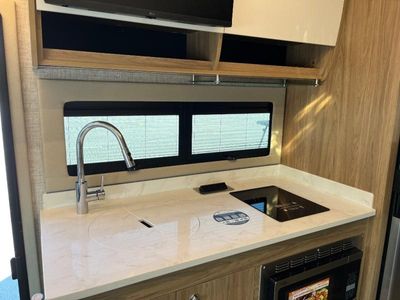 2026 Tiffin Motorhomes Wayfarer - Photo 24