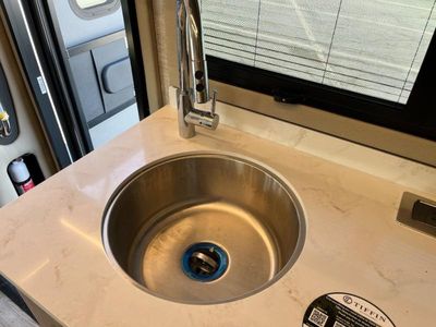 2026 Tiffin Motorhomes Wayfarer - Photo 25