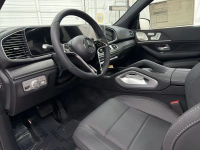 2026 Mercedes-Benz GLE — photo 12 view