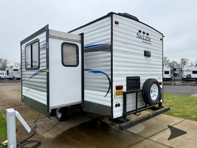 2017 Forest River RV Salem - Photo 5