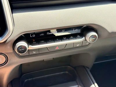 2026 Mazda CX-50 — photo 32 view