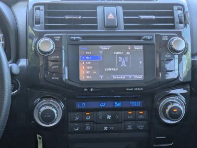 2019 Toyota 4Runner — photo 17 view