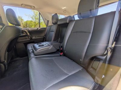 2019 Toyota 4Runner — photo 13 view