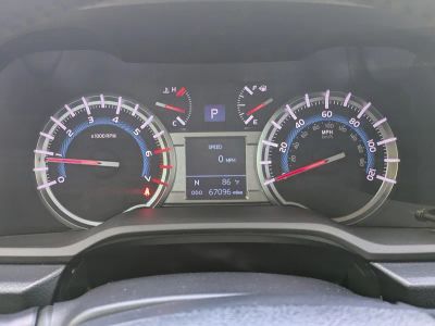 2019 Toyota 4Runner — photo 26 view