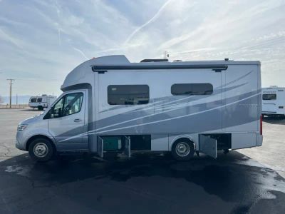 2024 Tiffin WAYFARER - Photo 27