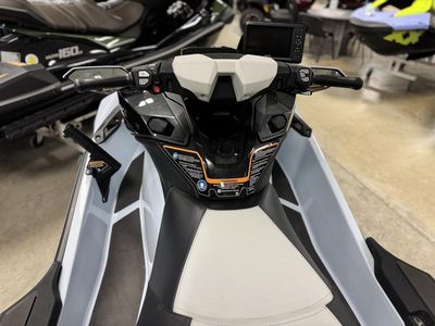 2025 Kawasaki Ultra 160LX-S Angler — photo 14 view