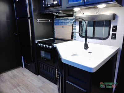2021 Forest River RV Cherokee Grey Wolf - Photo 25
