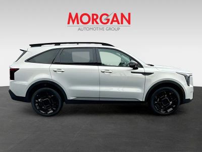 2026 Kia Sorento — photo 8 view