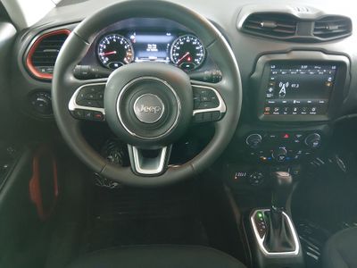 2023 Jeep Renegade - Photo 20