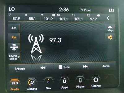 2023 Jeep Renegade - Photo 17
