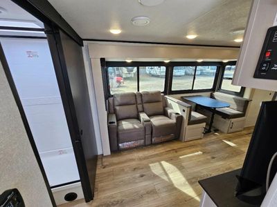 2026 Jayco Jay Feather - Photo 24