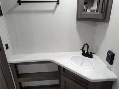 2026 Grand Design Transcend - Photo 31