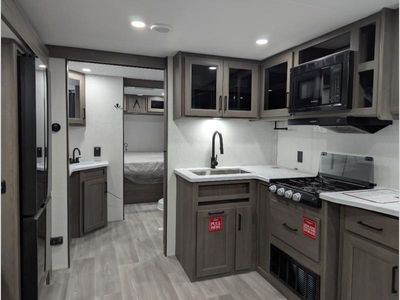 2026 Grand Design Transcend - Photo 11