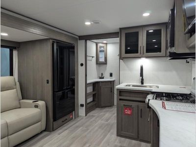 2026 Grand Design Transcend - Photo 9