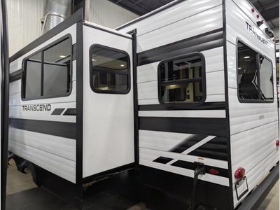2026 Grand Design Transcend - Photo 6
