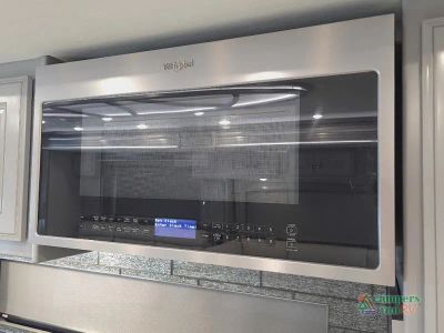 2024 Fleetwood RV Discovery LXE — photo 46 view