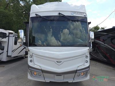 2024 Fleetwood RV Discovery LXE — side profile view