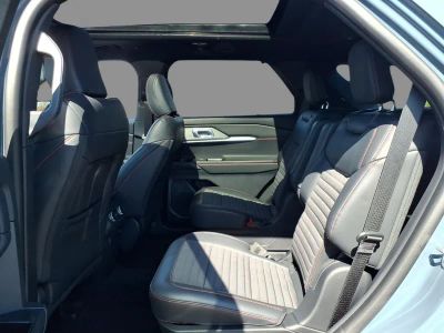 2026 Ford Explorer — detail view