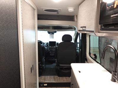 2026 Thor Motor Coach Tellaro Sport - Photo 6