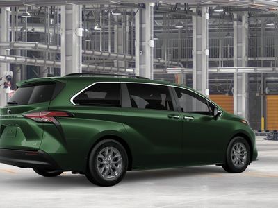 2026 Toyota Sienna — photo 10 view
