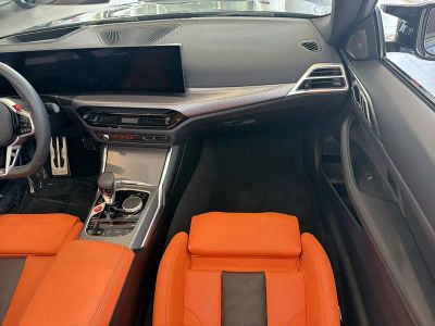 2025 BMW M4 — photo 17 view