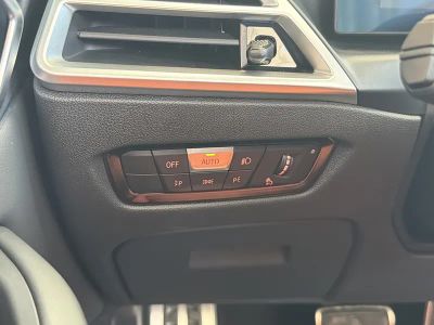 2025 BMW M4 — photo 20 view