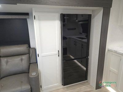 2027 Venture RV Campbound Platinum - Photo 38
