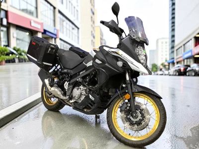 2023 Suzuki V-Strom 650XT Adventure - Photo 3