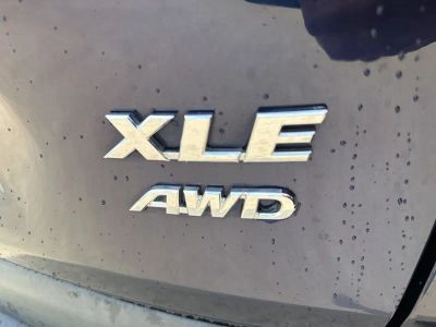 2024 Toyota RAV4 - Photo 12
