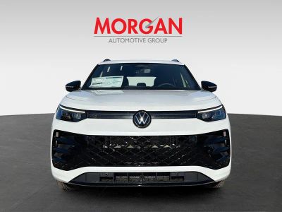 2026 Volkswagen Tiguan — photo 8 view