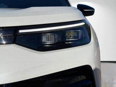 2026 Volkswagen Tiguan — photo 9 view